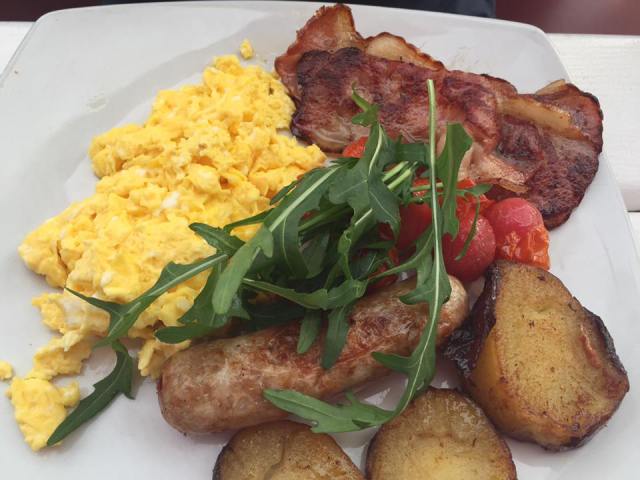 flava brekki.jpg